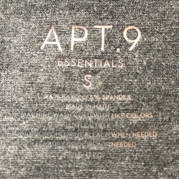 NWOT APT 9 T Shirt - Picture 3 of 3
